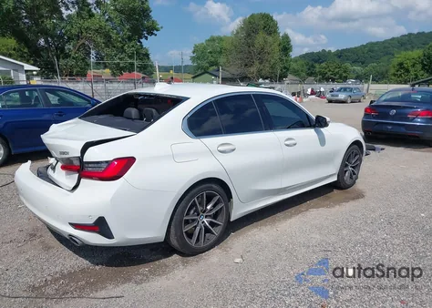 2021 BMW 330I xDrive из США, поврежденный, VIN 3MW5R7J04M8C04604